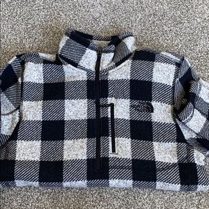 North face pullover